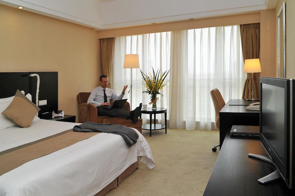 Ramada Plaza Shanghai Gateway ภายนอก รูปภาพ